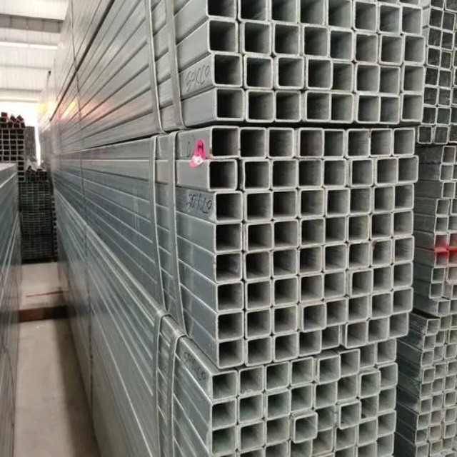 普宁小口径<font style='color:red'>无缝方矩管</font>